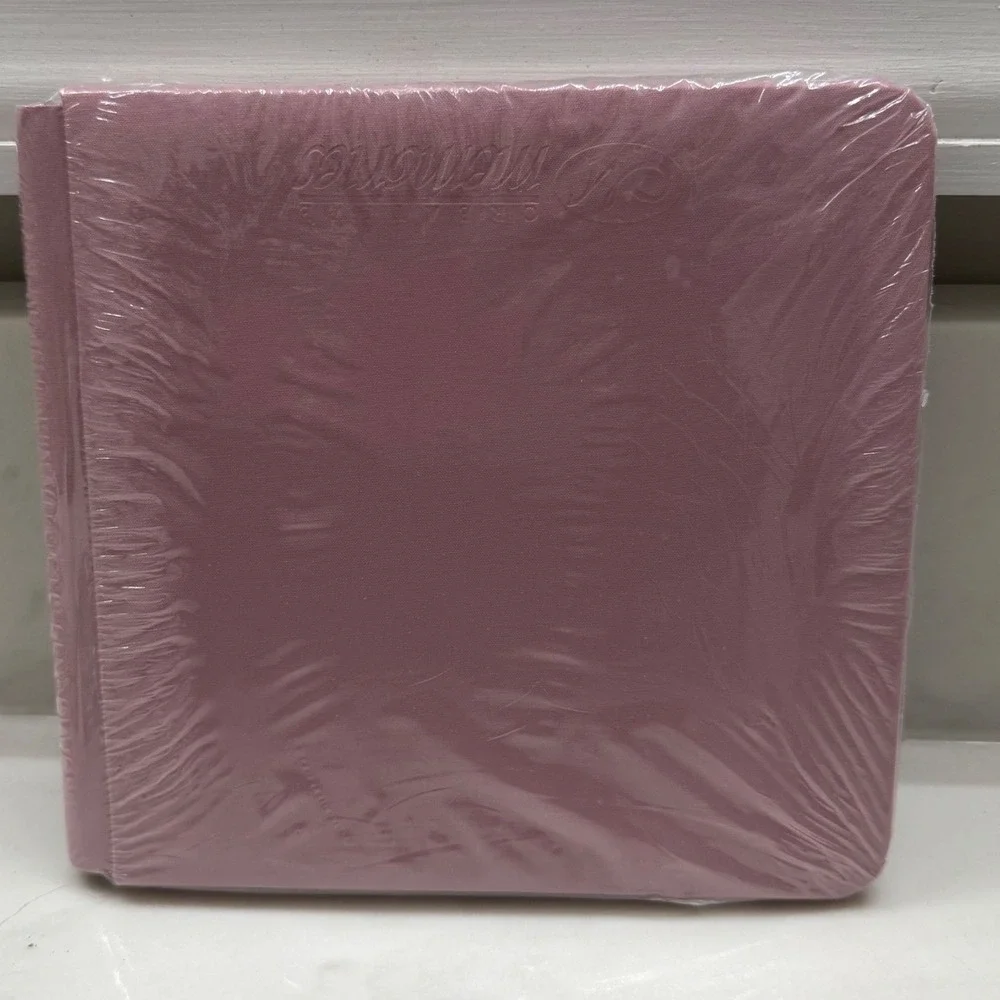 Creative Memories Flex-Hinge Album Scrapbook Pink Bookcloth Size 7x7 Vintage NEW